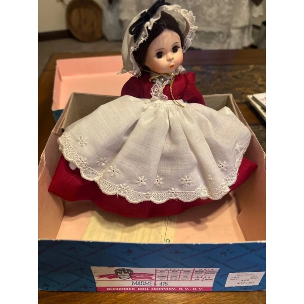 Marme Louisa May Alcott madame Alexander doll 8"